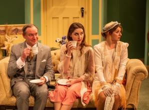 Review: Hay Fever at the Mill at Sonning