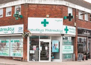 'Give the green cross lights a go' says Twyford pharmacy owner
